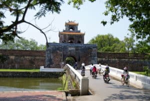 what to do in Hue